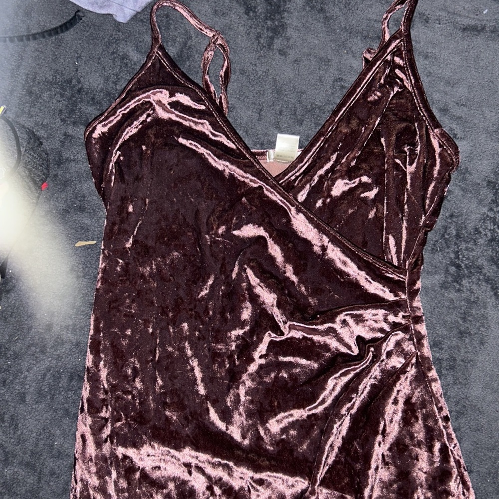 Dresses 💕 - Picture 5 of 11